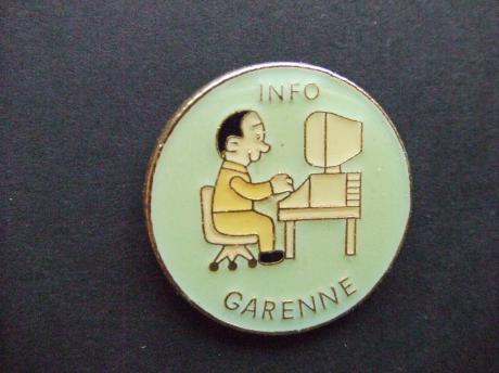 Garenne man achter computer info